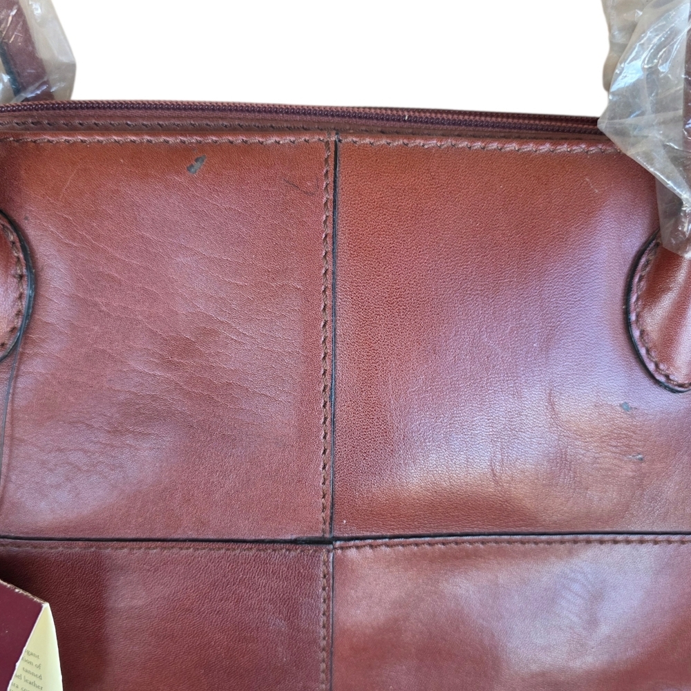Leather Purse In Tobacco Shade - Picture 5 of 11